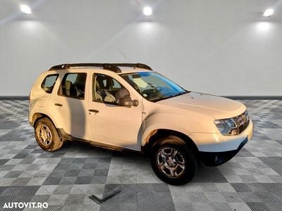 Culoarealb Utilizat 2015 Dacia Duster Prestige SUV | 8.490 EUR (Preț bun)