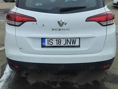 Second-hand Renault Mégane IV 120 CP (88 kW) 2020 Alb Hatchback