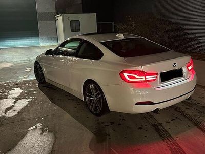 Second-hand BMW 440 326 CP (239 kW) 2019 Culoarealb Coupe