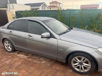 Mercedes C200