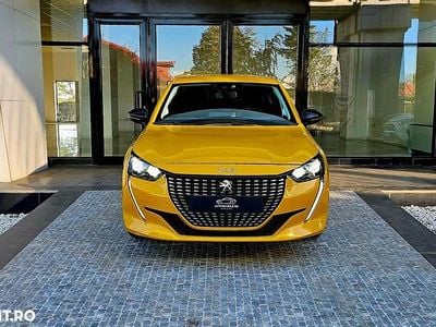 Second-hand Peugeot 208 Active 75 CP (55 kW) 2022 Culoaregalbeuriu Hatchback