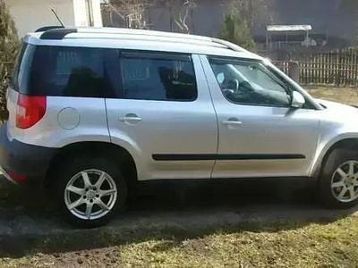 Argintiu Utilizat 2010 Skoda Yeti SUV | 5.200 EUR