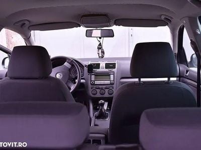 Culoarenegru Utilizat 2007 VW Golf V Sportline Break | 2.100 EUR (Preț bun)