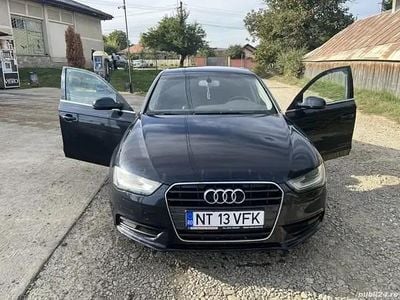 Utilizat 2013 Audi A4 Berlinǎ | 5.800 EUR (Super Preț)