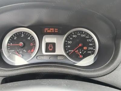 Utilizat 2012 Renault Clio GrandTour Break | 2.350 EUR