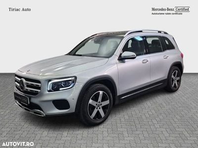 Mercedes GLB220