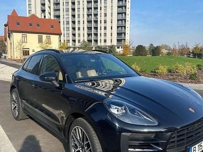 Culoarenegru Utilizat 2021 Porsche Macan SUV | 40.000 EUR (Super Preț)