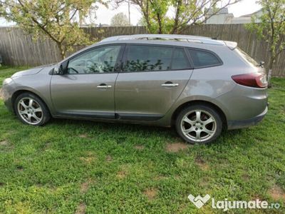 second-hand Renault Mégane GrandTour 3 2L 150CP CVT