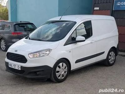 Second-hand Ford Courier 95 CP (69 kW) 2017 Monovolum