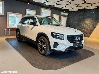 Mercedes GLB200