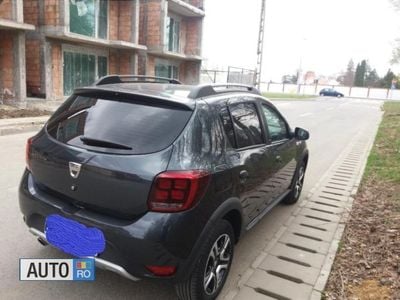 Second-hand Dacia Sandero 90 CP (66 kW) 2018 Gri Hatchback