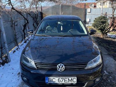 Second-hand VW Jetta Trendline 105 CP (77 kW) 2011 Culoarenegru Berlinǎ