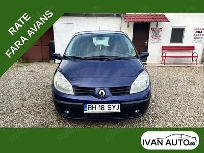Utilizat 2005 Renault Scénic II Monovolum | 2.490 EUR (Scump)