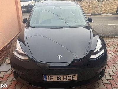 Culoarenegru Utilizat 2020 Tesla Model 3 Berlinǎ | 21.000 EUR (Preț bun)