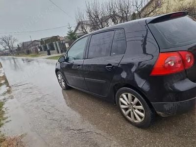 VW Golf V