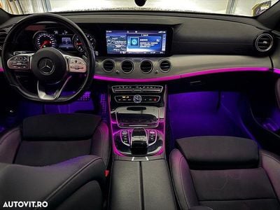 Culoarealbastru Utilizat 2019 Mercedes E200 Break | 28.499 EUR (Puțin scump)