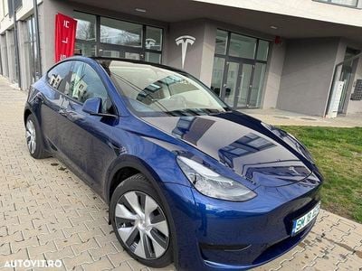 Second-hand Tesla Model Y Long Range RWD 258 kW (351 CP) 2024 Culoarealbastru SUV