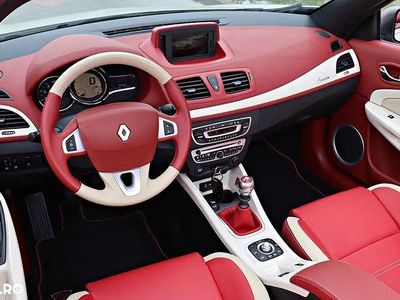 Culoarebej Utilizat 2012 Renault Mégane III Cabrio | 7.000 EUR (Scump)