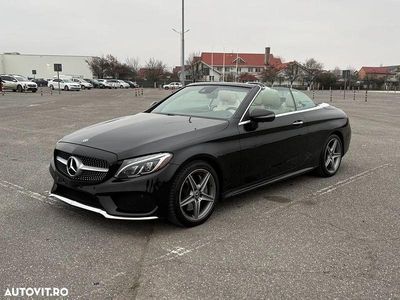 Culoarenegru Utilizat 2017 Mercedes C300 AMG line Cabrio | 29.950 EUR