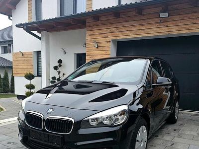 Second-hand BMW 216 Comfort Edition 102 CP (75 kW) 2015 Culoarenegru Monovolum