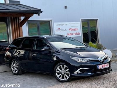 Toyota Auris Hybrid