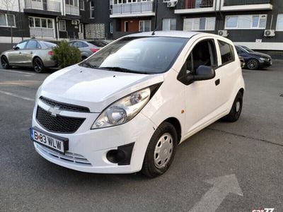Second-hand Chevrolet Spark 90 CP (66 kW) 2013 Alb Hatchback