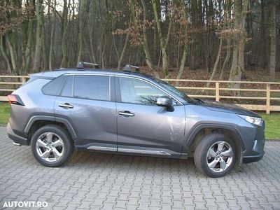 Culoaregri Second-hand 2020 Toyota RAV4 Hybrid SUV | 25.750 EUR (Preț OK)