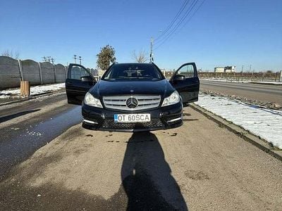 Second-hand Mercedes C250 204 CP (150 kW) 2011 Culoarenegru Break