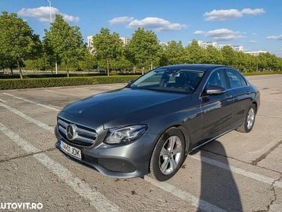 Culoaregri Utilizat 2017 Mercedes E220 Avantgarde Berlinǎ | 25.400 EUR (Puțin scump)