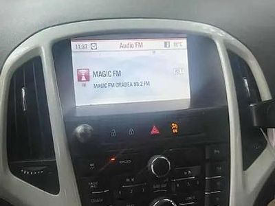 Second-hand Opel Astra GTC 170 CP (125 kW) 2012 Negru Coupe