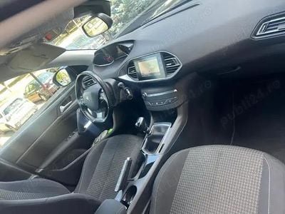 Utilizat 2019 Peugeot 308 Break | 8.500 EUR (Puțin scump)