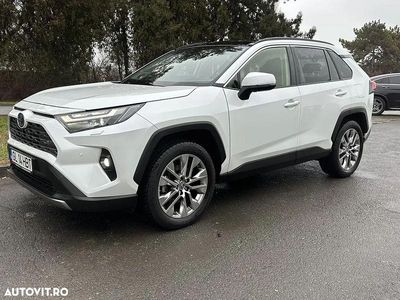 Culoarealb Second-hand 2023 Toyota RAV4 Hybrid Luxury SUV | 39.500 EUR