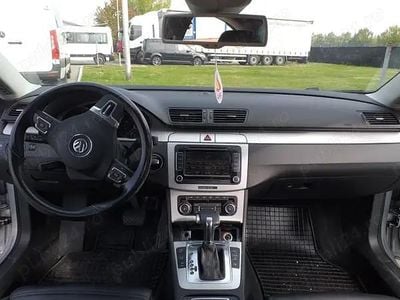 Gri Utilizat 2011 VW Passat Berlinǎ | 8.800 EUR (Puțin scump)