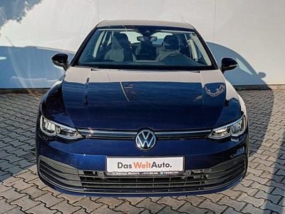 Albastru mediu normal Utilizat 2023 VW Golf VIII Life | 20.900 EUR (Super Preț)