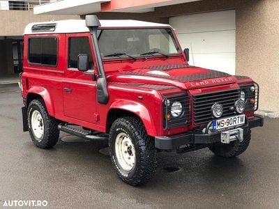 Culoarerosu Utilizat 2012 Land Rover Defender S SUV | 39.500 EUR (Super Preț)
