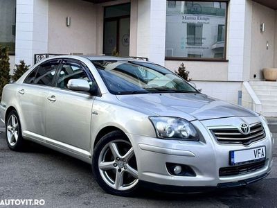 second-hand Toyota Avensis 2.2 D-CAT Executive