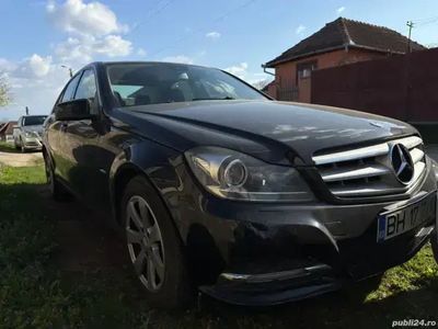 Utilizat 2011 Mercedes 200 Berlinǎ | 7.700 EUR