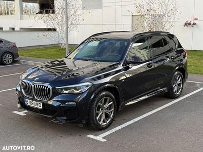 Culoarenegru Utilizat 2019 BMW X5 SUV | 39.900 EUR (Preț bun)