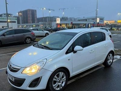 Culoarealb Utilizat 2011 Opel Corsa Enjoy | 3.900 EUR (Preț OK)