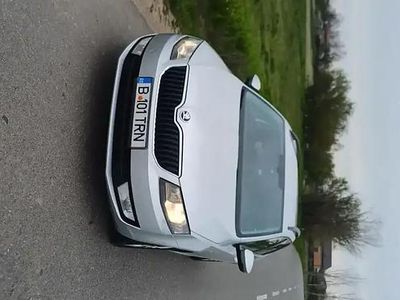 Argintiu Utilizat 2014 Skoda Octavia Break | 4.500 EUR (Preț OK)