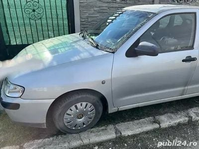 Utilizat 2001 Seat Cordoba Berlinǎ | 1.000 EUR