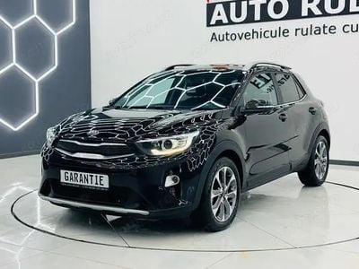 Culoarenegru Utilizat 2020 Kia Stonic Urban SUV | 12.490 EUR
