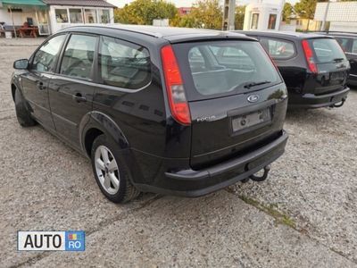Negru Utilizat 2005 Ford Focus Break | 2.799 EUR (Scump)