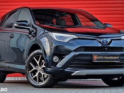 Second-hand Toyota RAV4 Hybrid Executive 197 CP (144 kW) 2017 Culoarealbastru SUV