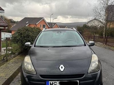 Second-hand Renault Clio GrandTour Dynamique 86 CP (63 kW) 2010 Culoarenegru Break