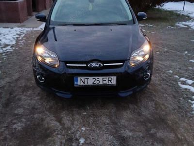 Utilizat 2011 Ford Focus Titanium Hatchback | 5.800 EUR (Scump)