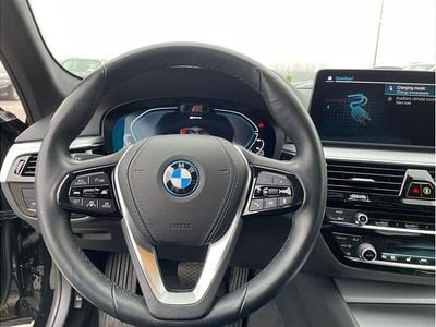 Second-hand BMW 530e Sport Line 292 CP (214 kW) 2022 Black 2 Berlinǎ