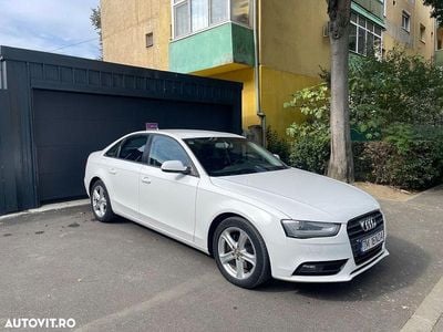 Culoarealb Utilizat 2012 Audi A4 Berlinǎ | 8.700 EUR (Preț OK)