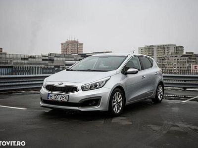 Culoaregri Second-hand 2015 Kia Ceed City Hatchback | 8.300 EUR (Puțin scump)