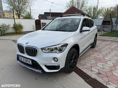Alb Utilizat 2015 BMW X1 xLine SUV | 17.000 EUR (Puțin scump)